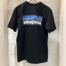 パタゴニア ブラック 38504 P-6ロゴ・レスポンシビリティー Tシャツ 買取実績です。