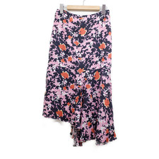 エコスタイル銀座本店で、マルニの正規の20年製の総柄のピンクのGOMA0187A1のスカートを買取ました。状態は綺麗な状態の中古美品です。