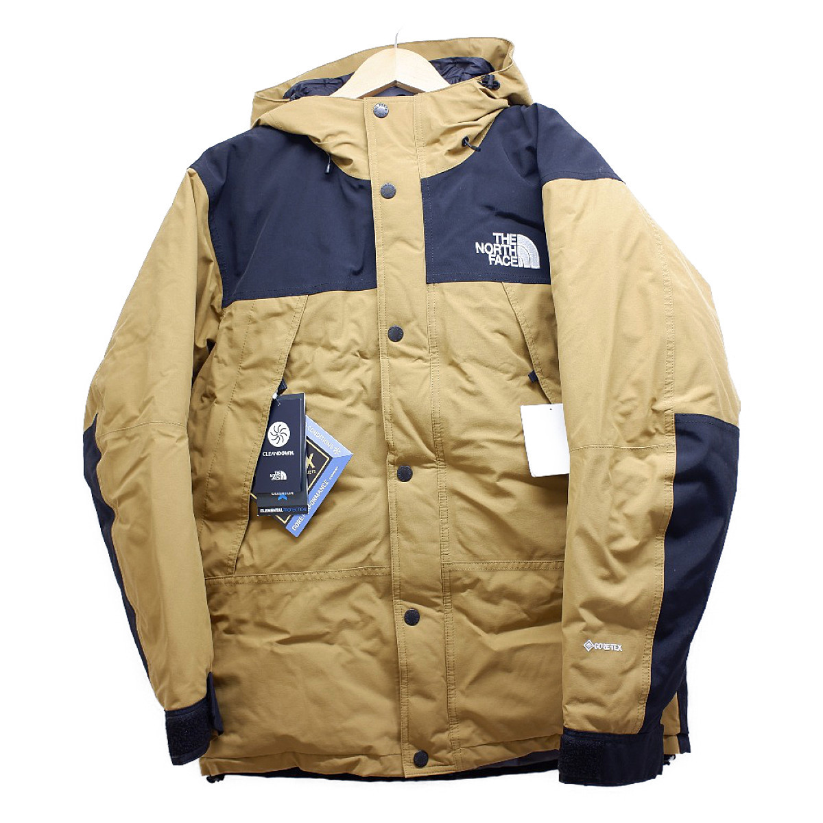 ノースフェイスのND91930 MOUNTAIN DOWN JACKET　マウンテンダウンジャケットの買取実績です。