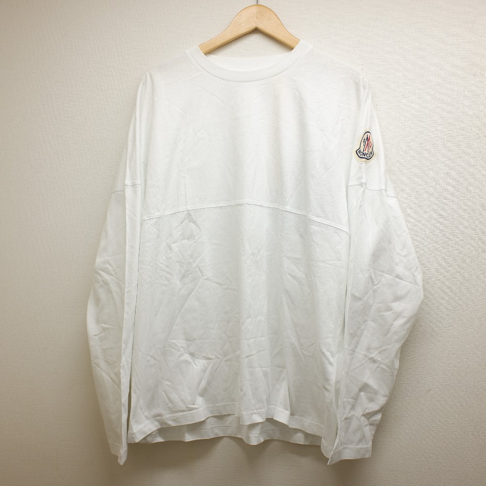 モンクレールのGENIUS 2 1952 MAGLIA T-SHIRT アームビックロゴワッペン付 クルーネック 長袖Tシャツの買取実績です。