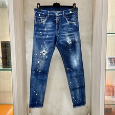 エコスタイル渋谷店で、2019年製のディースクエアードのデニム(S71LB0591 Skinny Dan Jean)を買取りました。状態は若干の使用感がある中古品です。