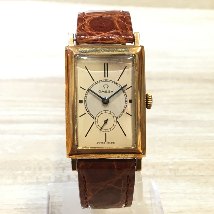 オメガの14K 6360414 スモセコ スクエアケース 手巻き腕時計の買取実績です。