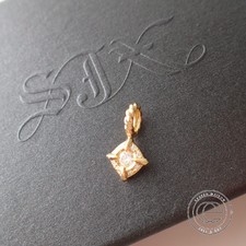 エコスタイルでは、エスジェイエックスの5ZC0095 K18 0.16ct ダイヤモンド チャーム ペンダントトップを買取いたしました。状態は通常使用感があるお品物です。
