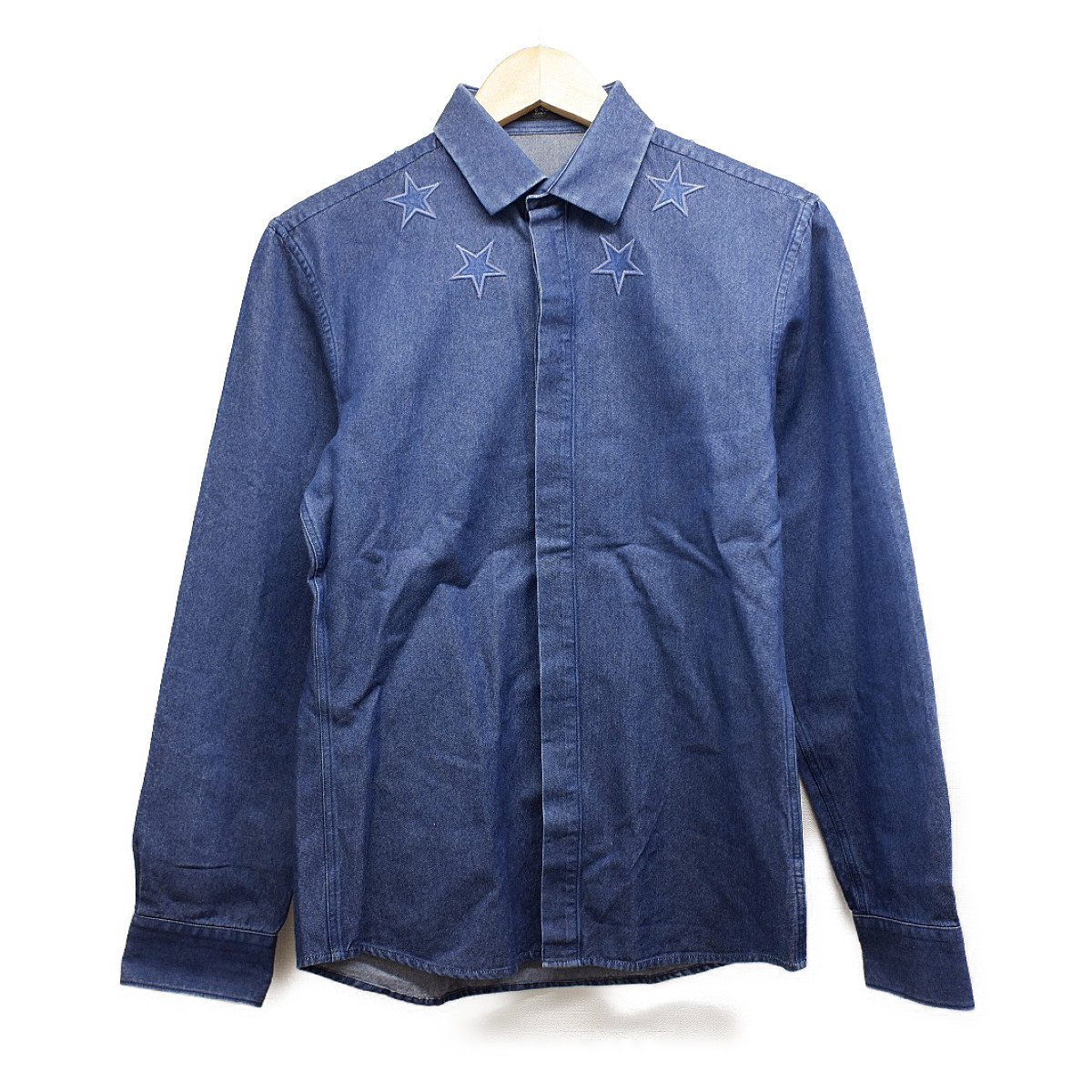 ジバンシィのブルー　スター刺繍付　比翼デニム長袖シャツの買取実績です。