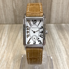 エコスタイル銀座本店で、ハミルトンのH114010のアードモアのクォーツ時計を買取ました。状態は綺麗な状態の中古美品です。