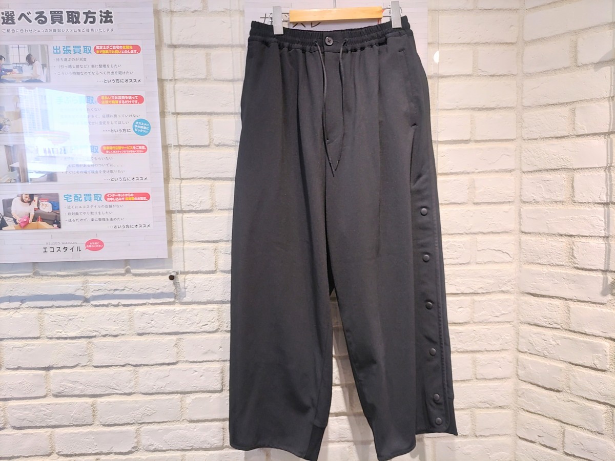 ワイスリーの20-21AW GK4364 M CH2 TRILLION TRACK PANTS トラックパンツの買取実績です。