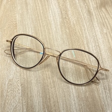 エコスタイル銀座本店で、ディータのDTX100-48-02 ハリオド 度入りレンズ メガネフレームの眼鏡を買取いたしました。状態は傷などなく非常に良い状態のお品物です。