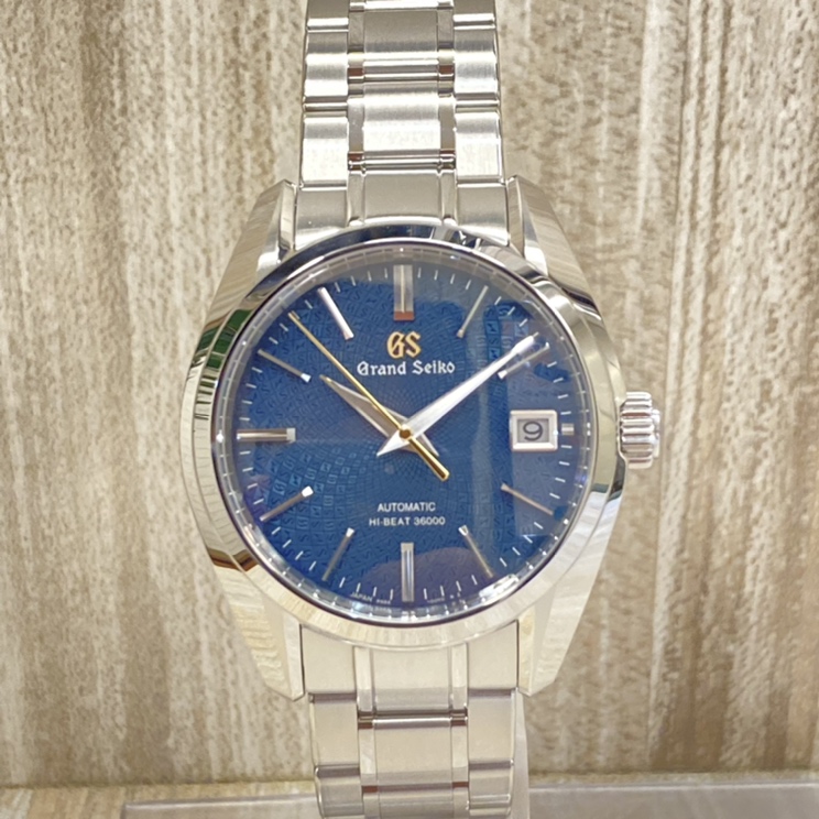 セイコーのSBGH267 キャリバー9S 20周年記念限定モデル 世界限定1500本 自動巻き腕時計の買取実績です。