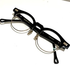 エコスタイル渋谷店で、ネイティブサンズの眼鏡(PM-012E ヒッチコック)を買取ました。状態は若干の使用感がある中古品です。
