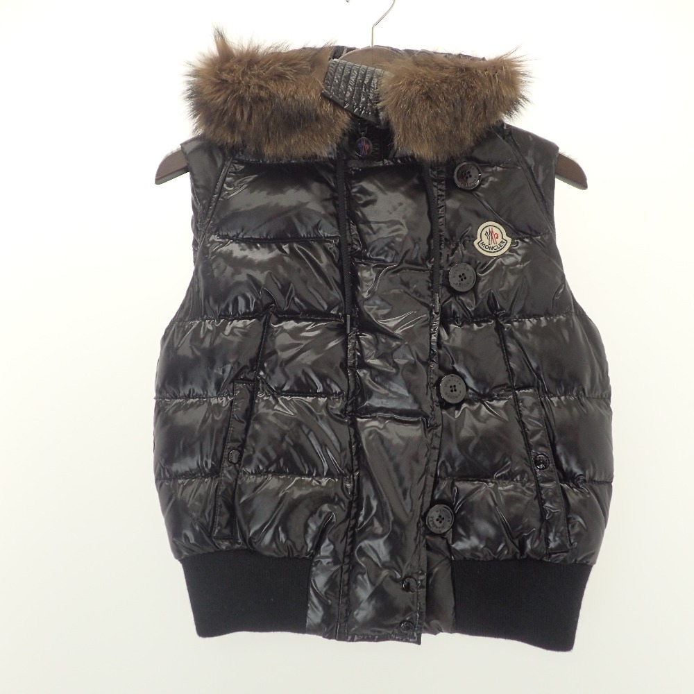 モンクレールの2012年製 GENET GILET ダウンベストの買取実績です。