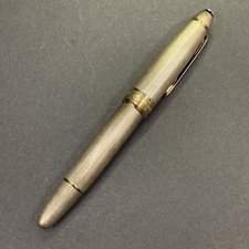 エコスタイル銀座本店で、モンブラン#1466のマイスターシュテュック ソリテールでペン先18Kのスターリングシルバー万年筆を買取いたしました。状態は通常使用感があるお品物です。