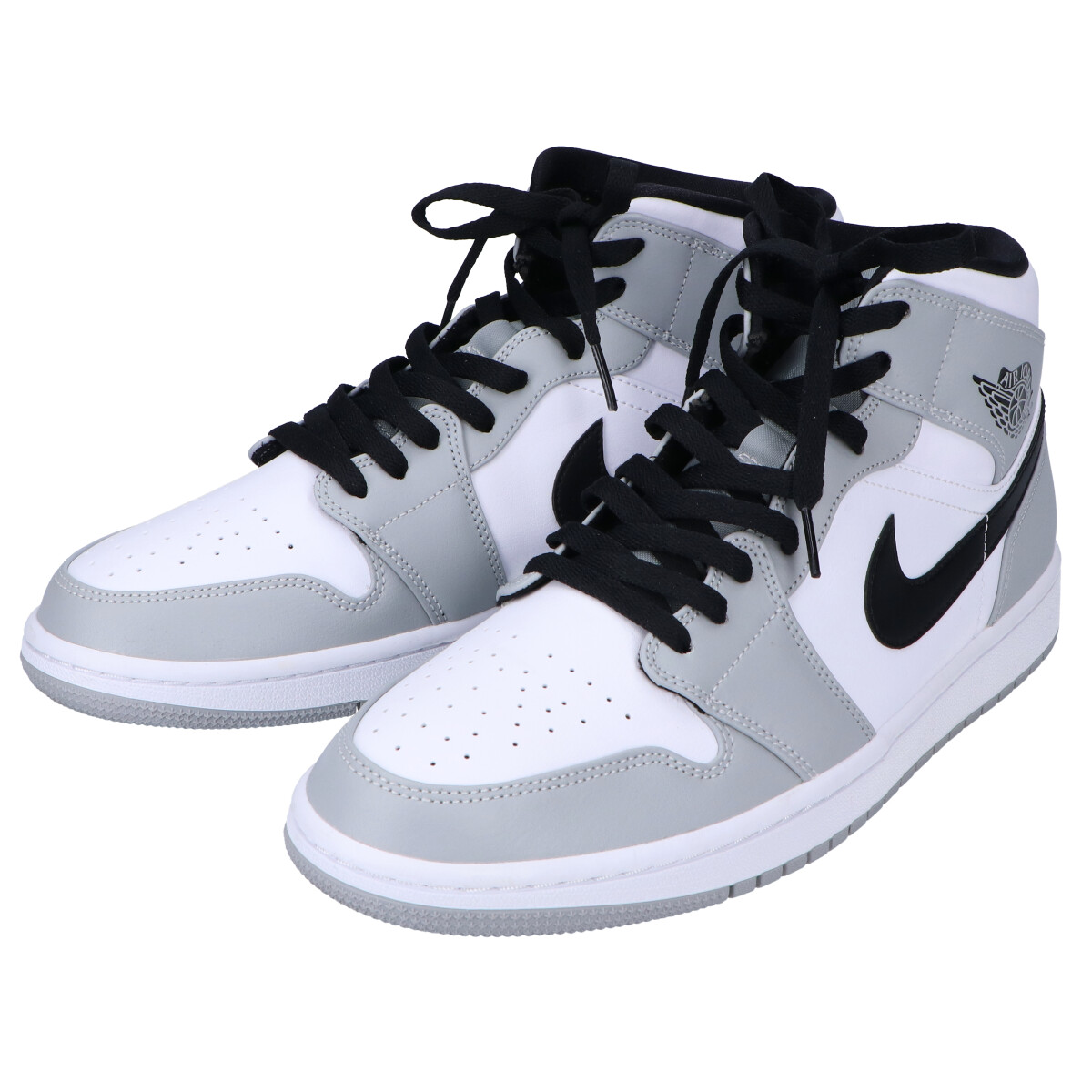 ナイキの554724-092　AIR JORDAN 1 MID/エアジョーダン1ミッド　スニーカー/シューズ　LT SMOKE GREY×BLACK-WHITEの買取実績です。