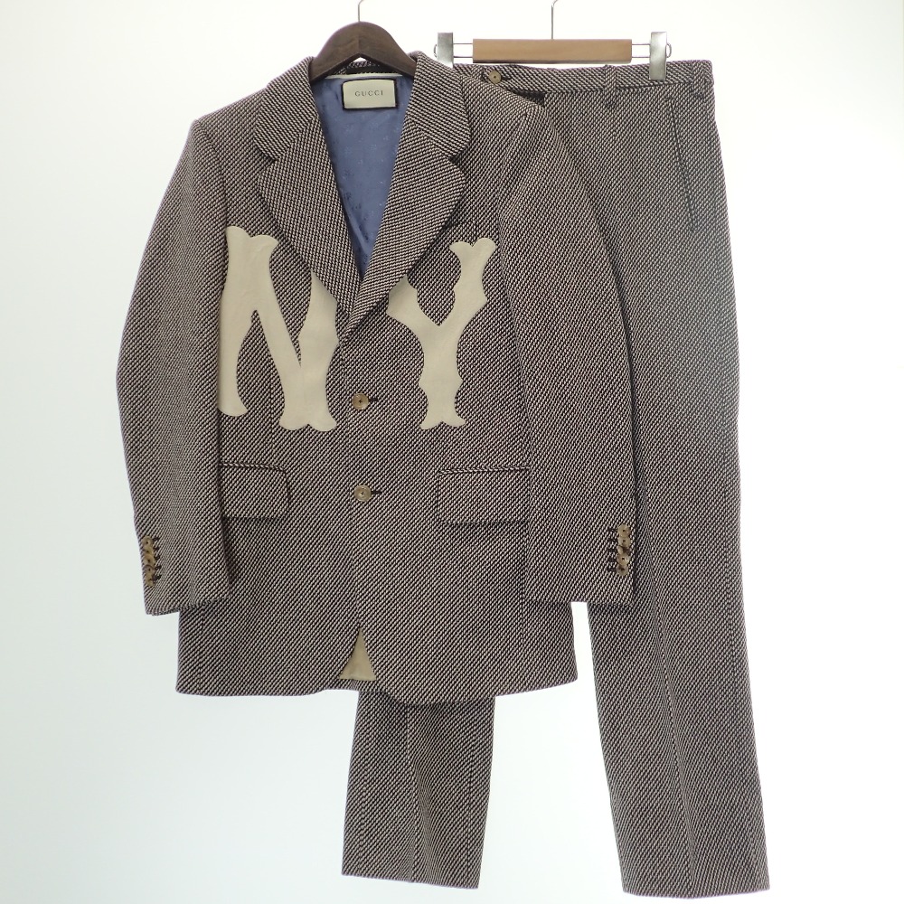 グッチのNew York Yankees 541123/525915 エンブロイダリー ツイードジャケット パンツ セットアップの買取実績です。