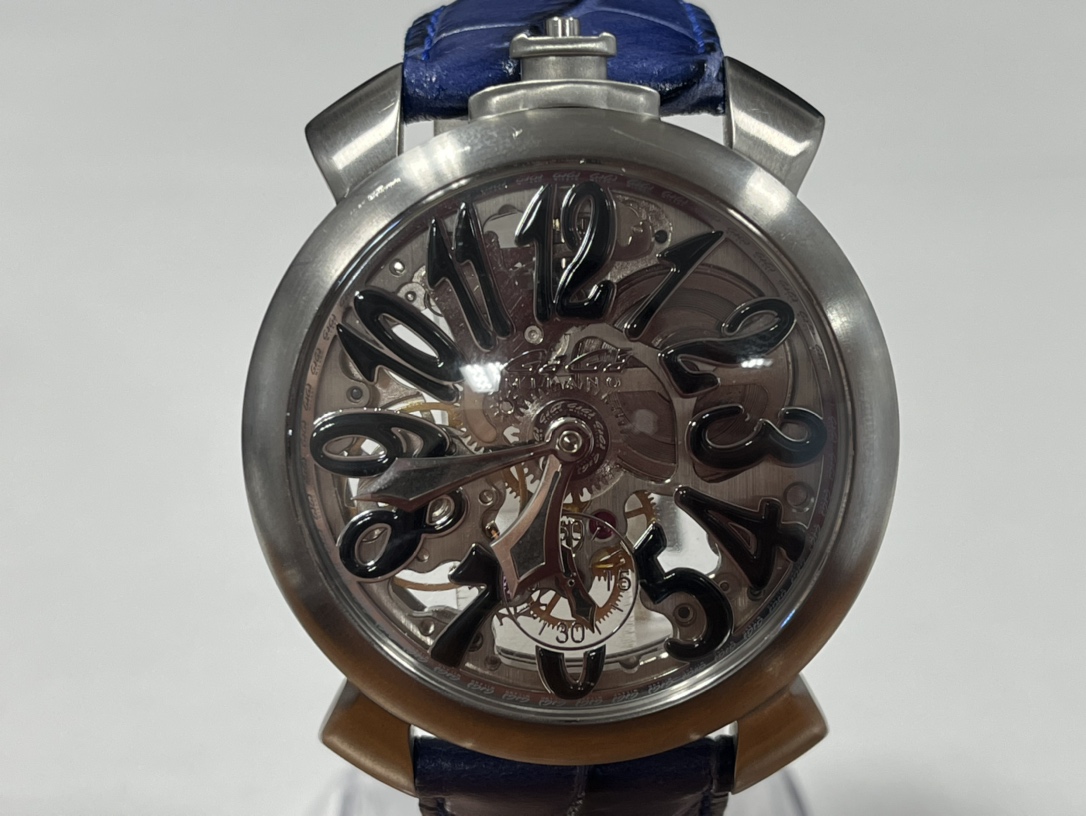 ガガミラノの裏スケルトン レザーベルト マヌアーレ48 手巻き時計の買取実績です。