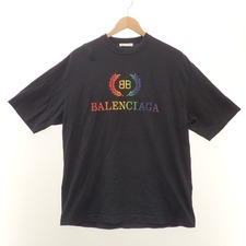 エコスタイル宅配買取センターでバレンシアガの570813、TEV53、レインボーBB、刺繍Tシャツを買取させていただきました。状態は若干の使用感がある中古品です
