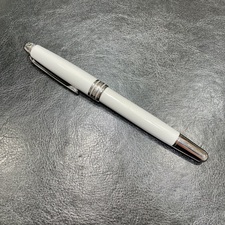 エコスタイル渋谷店で、モンブラン、マイスターシュテックのボールペンを買取ました。状態は若干の使用感がある中古品です。