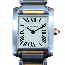 エコスタイル大阪心斎橋店の出張買取にて、カルティエのゴールドとステンレスが使用されたクオーツ時計である、タンクフランセーズSM・2384を高価買取いたしました。状態は使用感が強いお品物です。